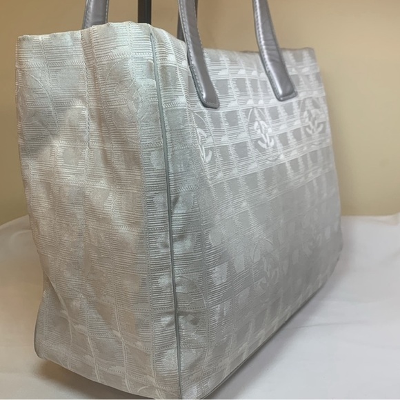 Chanel Rare Silver Travel Line Fabric Tote with Silver Leather Handles - Picture 5 of 17